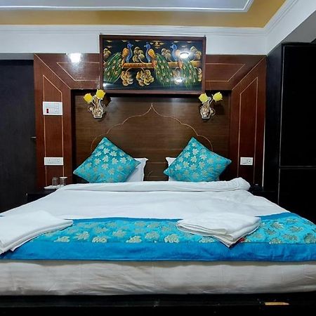 Hotel D Indian 카르길 외부 사진
